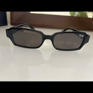 Quay Sunglasses Black Vintage 90s